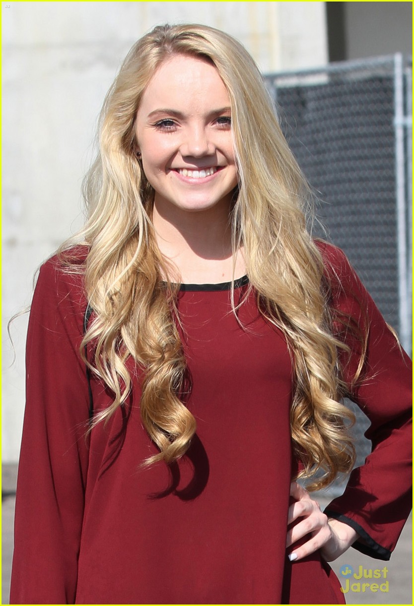 Danielle Bradbery: National Anthem Singer at Formula 1 Championships