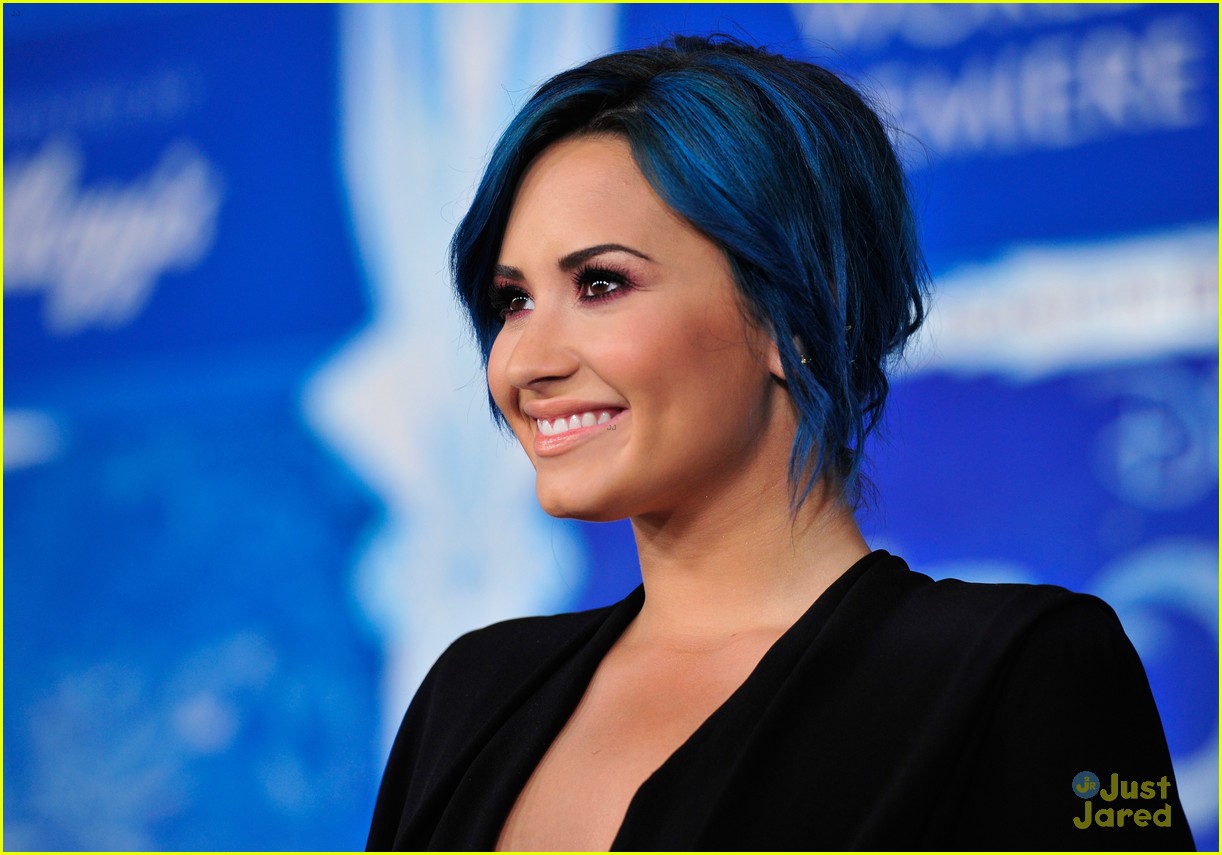 Demi Lovato 'Frozen' Hollywood Premiere Photo 619829 Photo Gallery