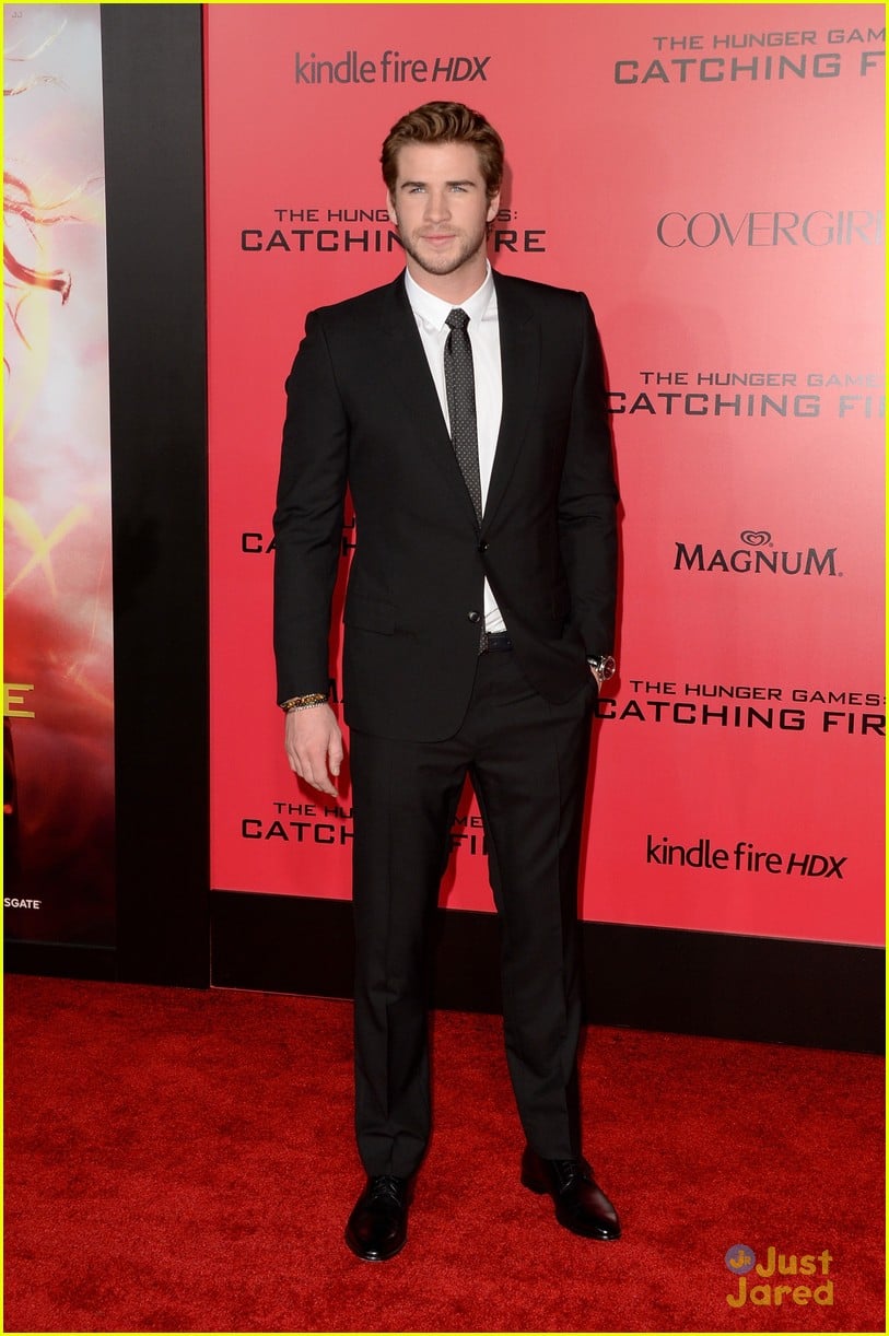 Liam Hemsworth: 'The Hunger Games: Catching Fire' L.A. Premiere | Photo ...