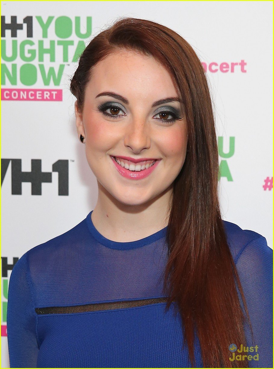 Juliette Goglia: You Oughta Know Concert 2013! | Photo 616940 - Photo