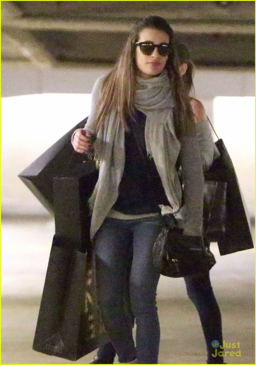 Lea Michele: Barneys Stop in Beverly Hills | Photo 621518 - Photo