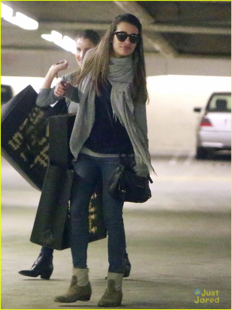 Lea Michele: Barneys Stop in Beverly Hills | Photo 621521 - Photo