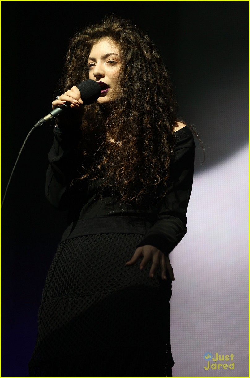 Lorde: New Zealand Music Awards Winner! | Photo 620293 - Photo Gallery ...