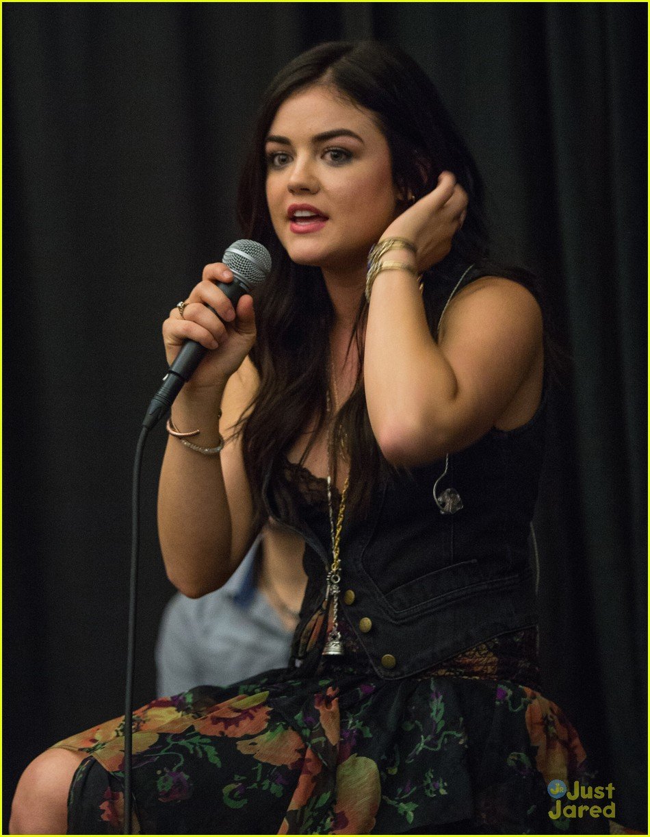 Lucy Hale: Nashville VIP Showcase Singer! | Photo 614238 - Photo ...