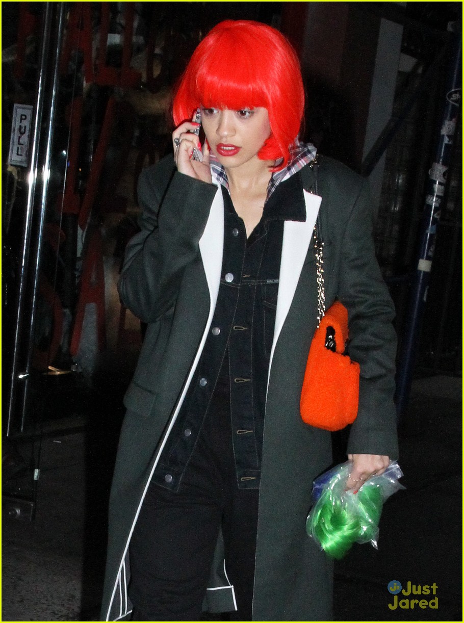 Rita Ora Credit Card Halloween Costume! Photo 613309 Photo Gallery