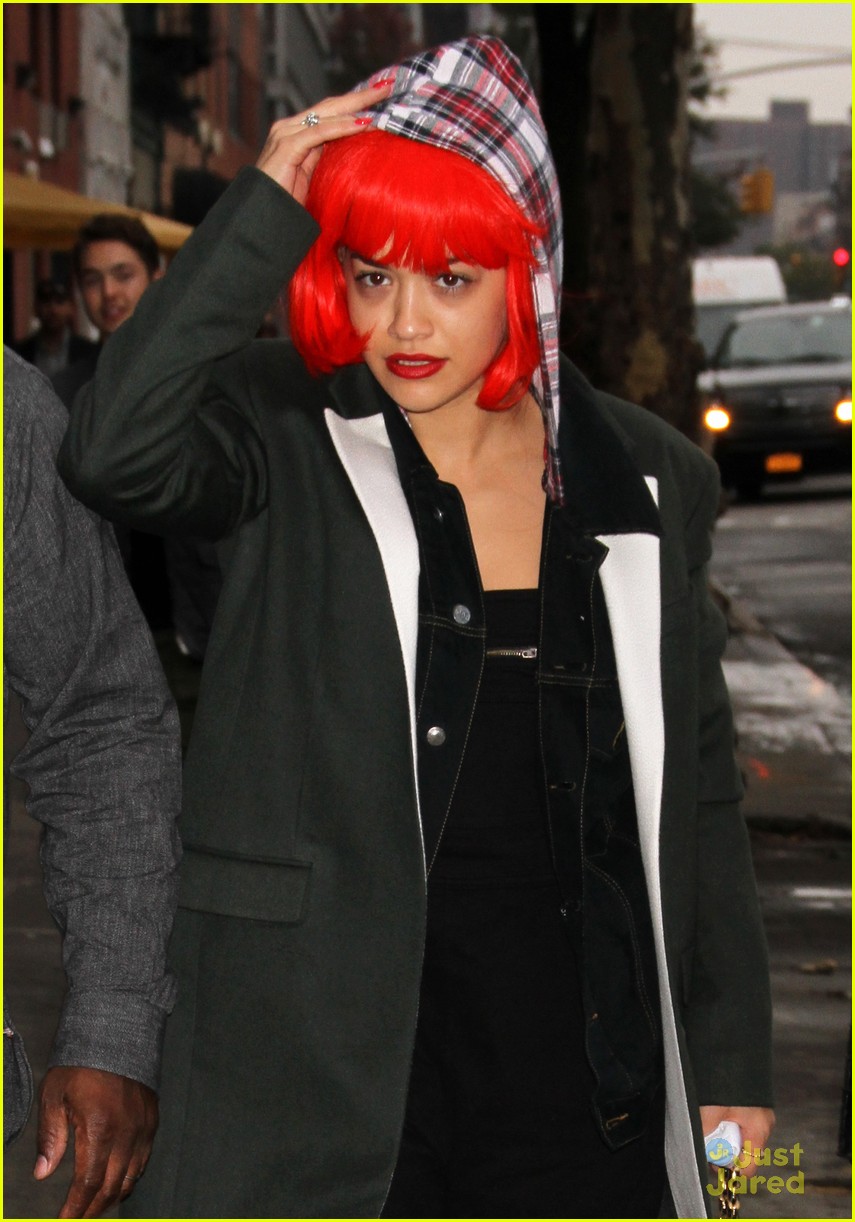 Rita Ora Credit Card Halloween Costume! Photo 613311 Photo Gallery