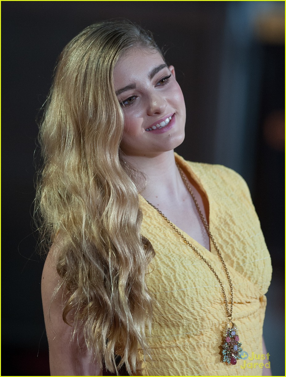 Willow Shields Catching Fire World Premiere Pics Photo 616732 Photo Gallery Just Jared Jr 0711