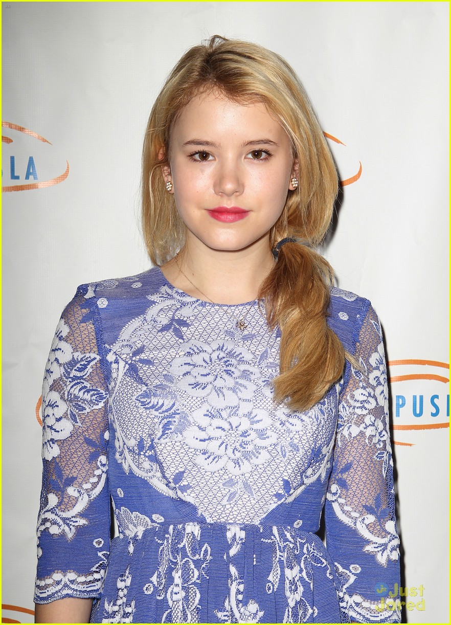 Taylor Spreitler: Lupus LA Hollywood Bag Ladies Luncheon 2013 | Photo