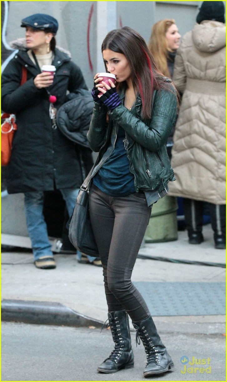 Full Sized Photo of victoria justice coffee eye candy set 16 | Victoria