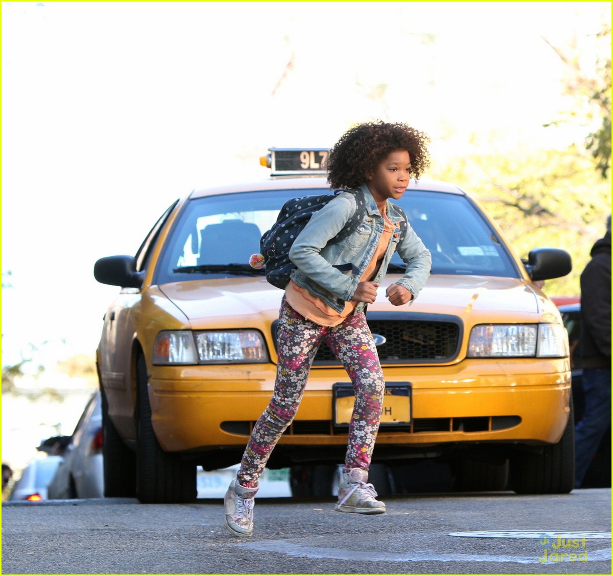 Quvenzhane Wallis Annie Continues In Harlem Photo 615828 Photo Gallery Just Jared Jr 