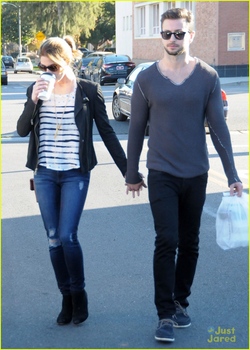 Ashley Greene & Paul Khoury: Weekend Lunch Date | Photo 627178 - Photo ...