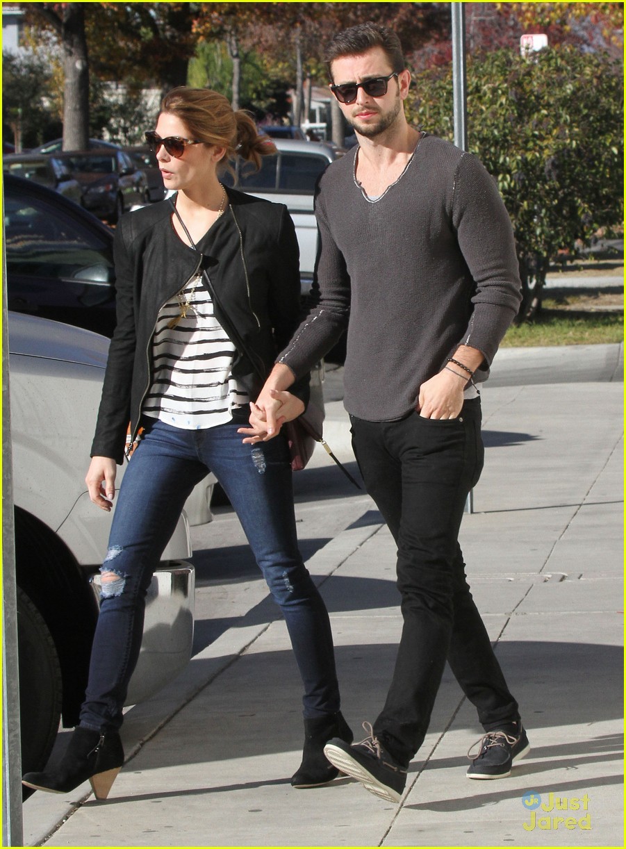 Ashley Greene & Paul Khoury: Weekend Lunch Date | Photo 627180 - Photo ...