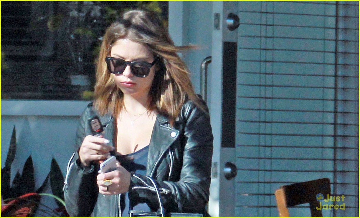 Full Sized Photo of ashley benson mauros cafe lunch 04 | Ashley Benson