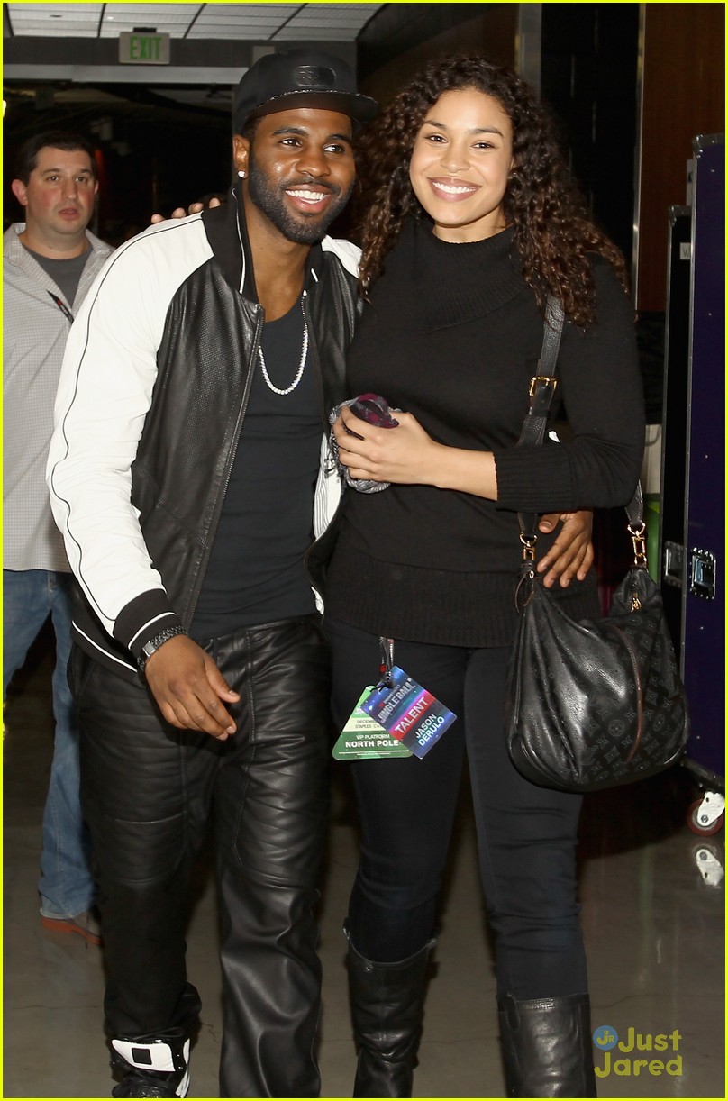 Jordin Sparks Towels Off Shirtless Jason Derulo after Jingle Ball 2013 ...