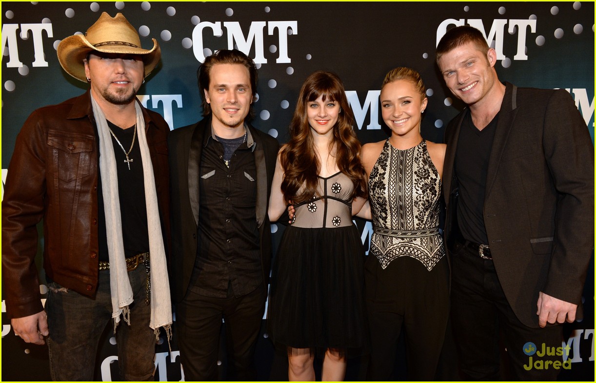 Full Sized Photo of hayden panettiere cmt artists year 11 | Hayden