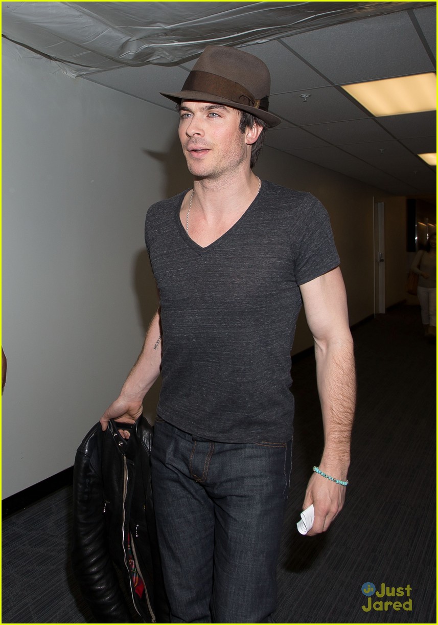 Ian Somerhalder: LAX To ATL | Photo 627744 - Photo Gallery | Just Jared Jr.