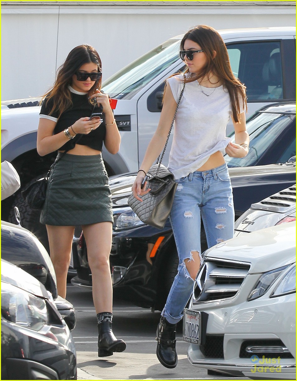 Kendall & Kylie Jenner: Fred Segal Sisters! | Photo 628256 - Photo