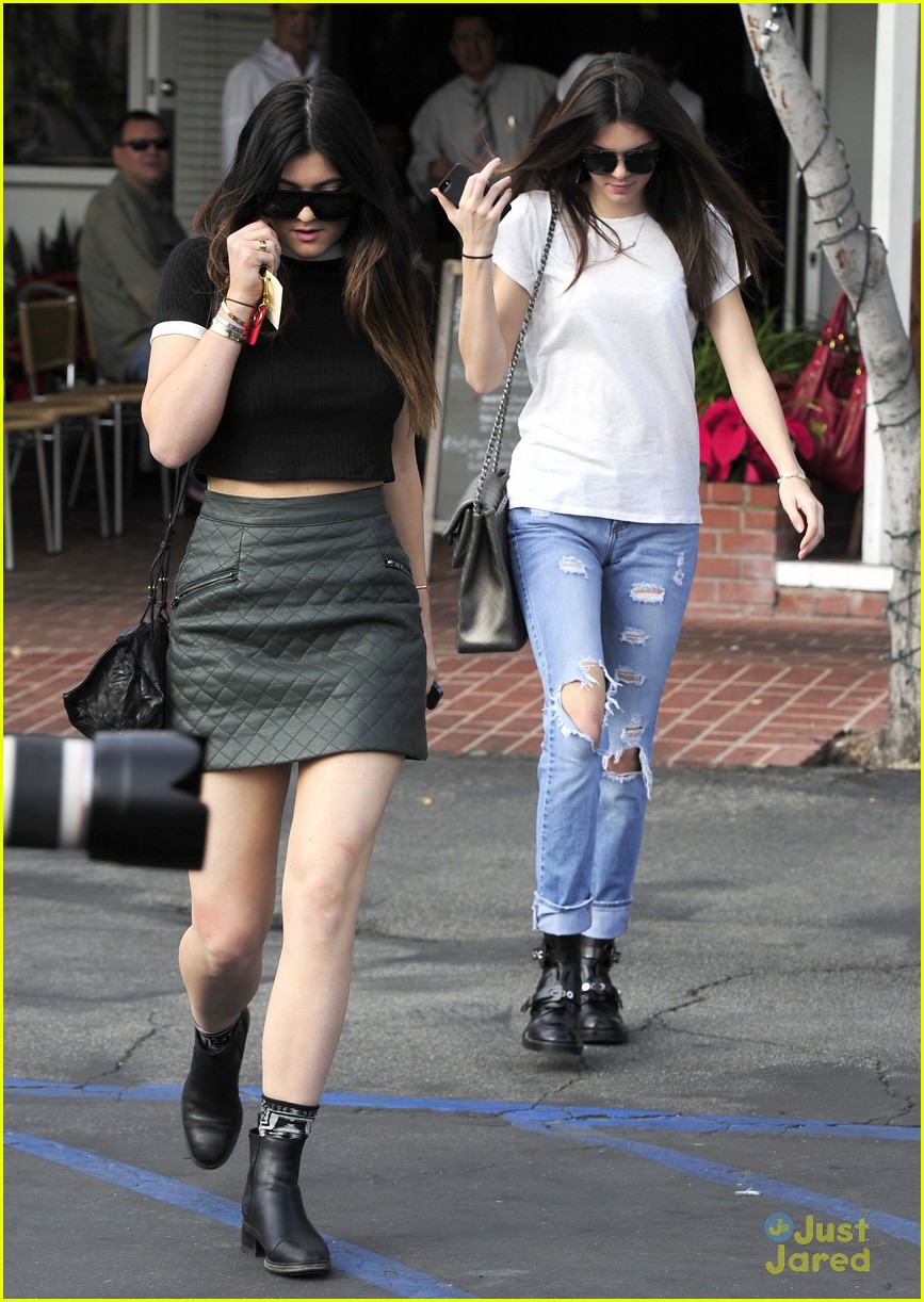 Kendall & Kylie Jenner: Fred Segal Sisters! | Photo 628270 - Photo ...