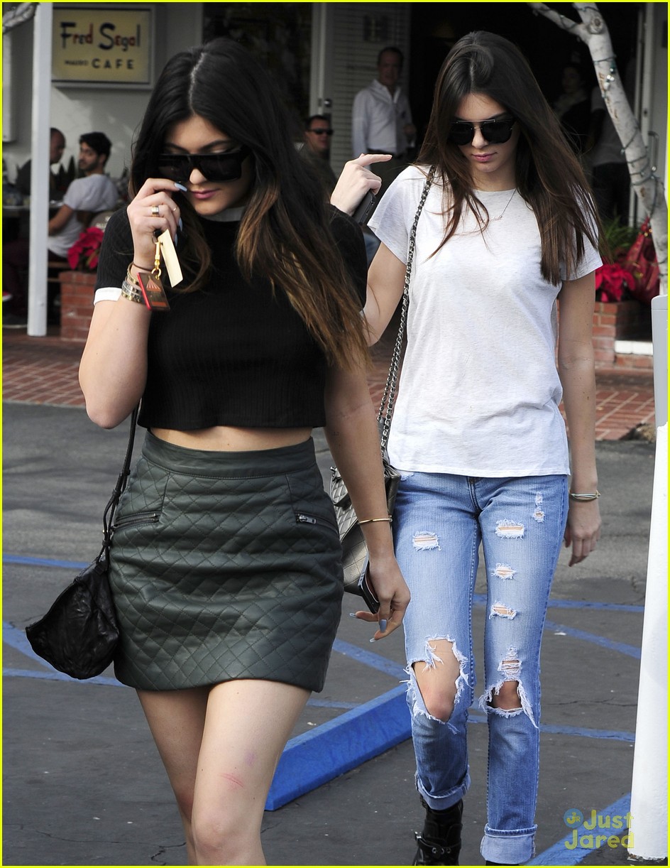 Kendall & Kylie Jenner: Fred Segal Sisters! | Photo 628274 - Photo ...