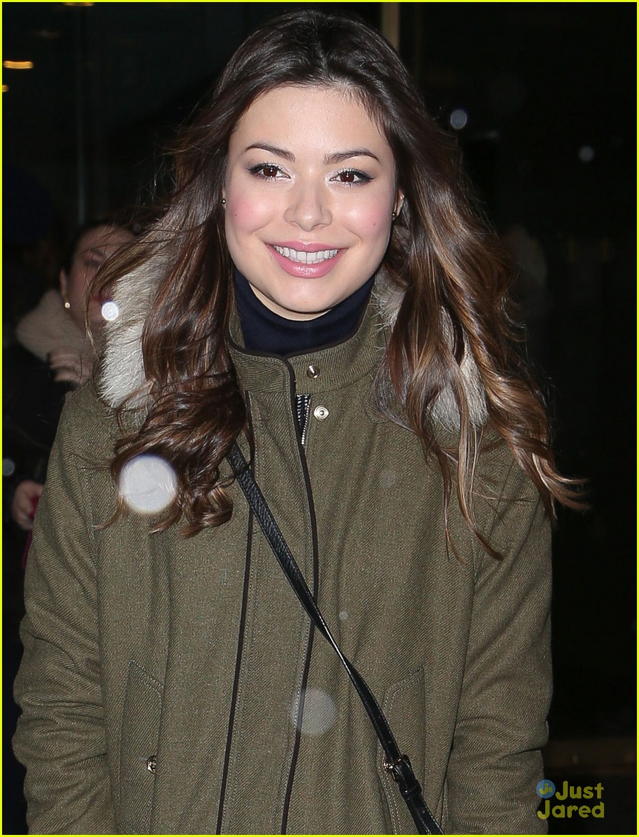 Miranda Cosgrove: Snowy 'Today Show' Stop! | Photo 625738 - Photo