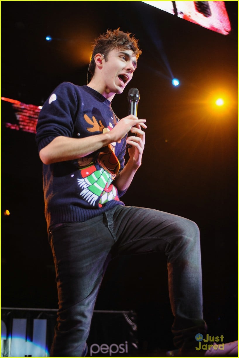 The Wanted's Siva Kaneswaran: B96 Jingle Bash 2013 After Engagement ...