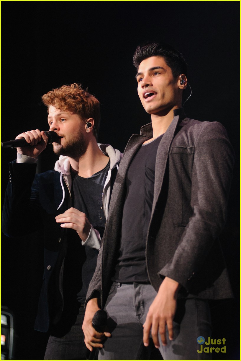 The Wanted's Siva Kaneswaran: B96 Jingle Bash 2013 After Engagement ...