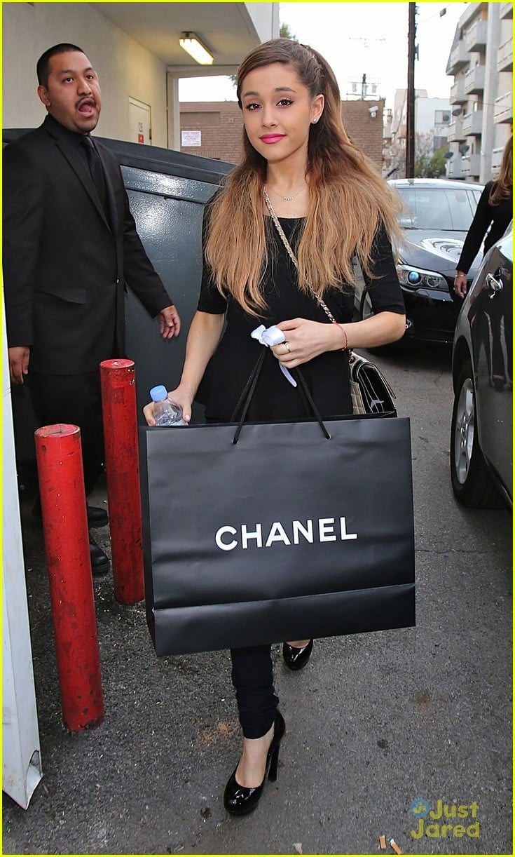 Ariana Grande Does the London Press Rounds with Rebecca Minkoff Bag in Tow   PurseBlog