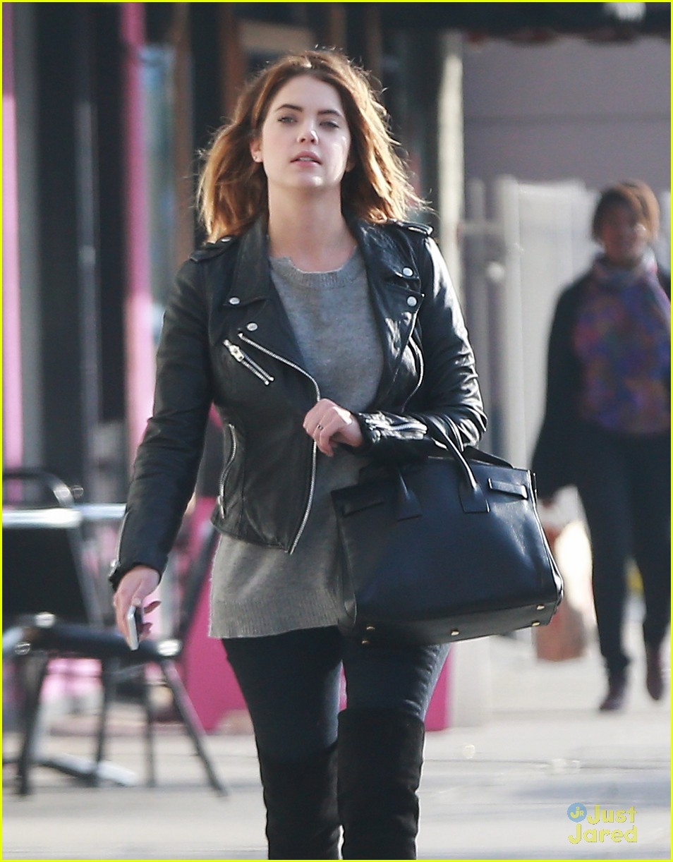 Ashley Benson Heads to Photoshoot | Photo 632121 - Photo Gallery | Just ...