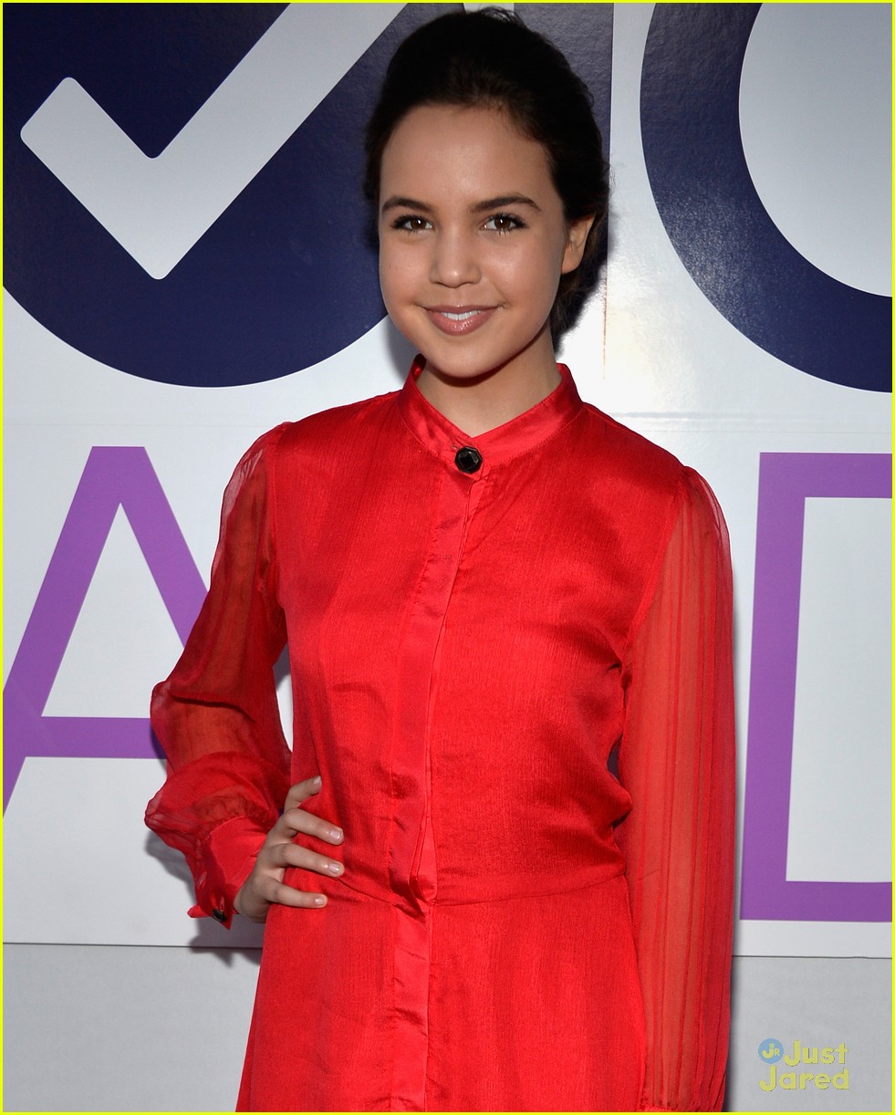 Cassie Scerbo & Bailee Madison: People's Choice Awards 2014 | Photo