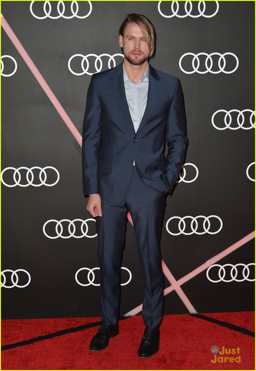 Crystal Reed Kicks Off the Golden Globes with Chord Overstreet! | Photo