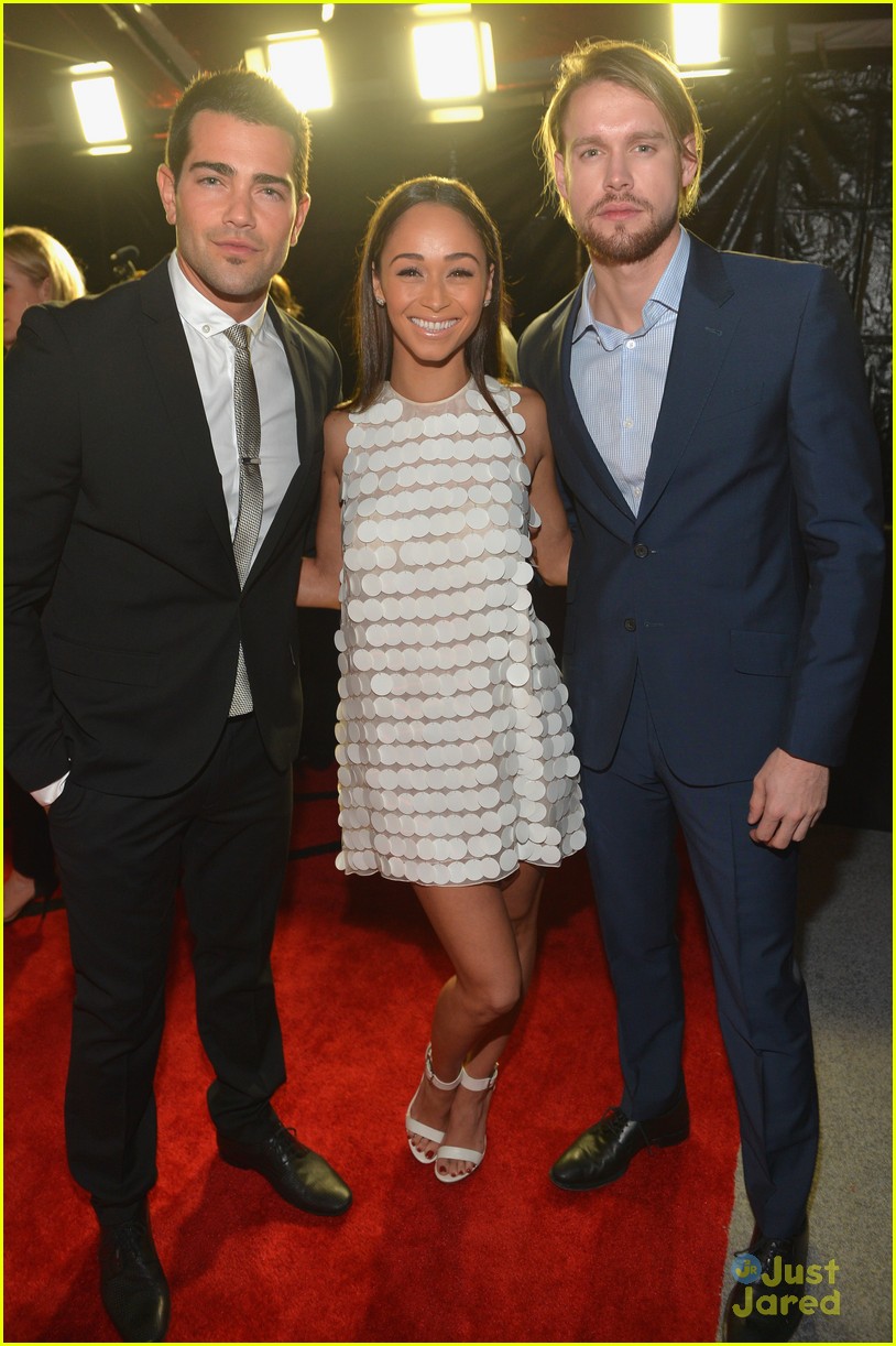 Crystal Reed Kicks Off the Golden Globes with Chord Overstreet! | Photo