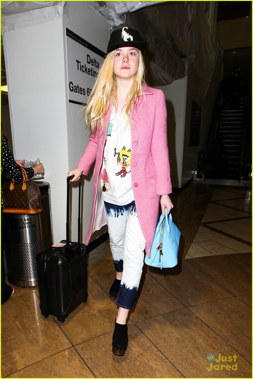 Elle Fanning: Back in LA After Sundance Weekend | Photo 636760 - Photo