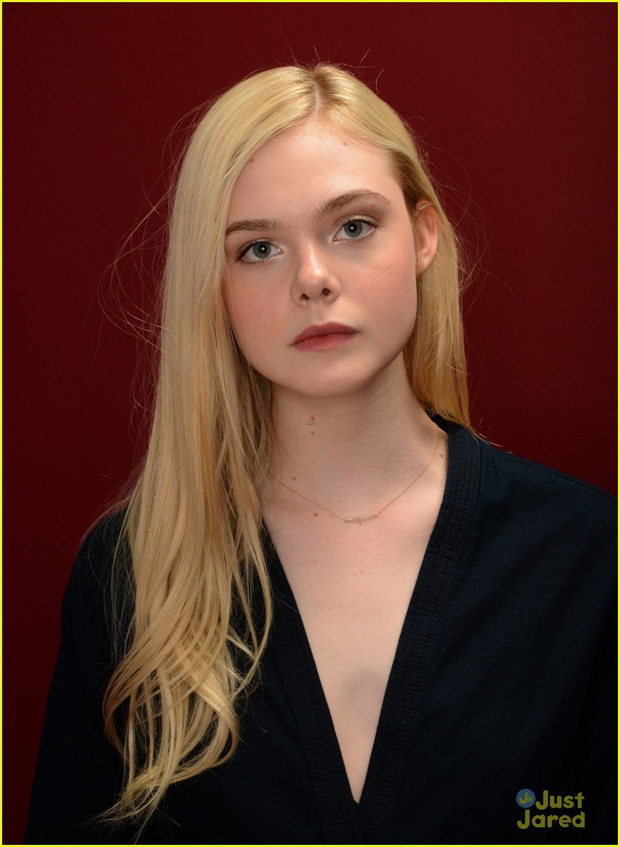 Elle Fanning: Sundance Portrait Session! | Photo 636316 - Photo Gallery ...