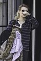 emma roberts evan peters ste out new orlenas 03
