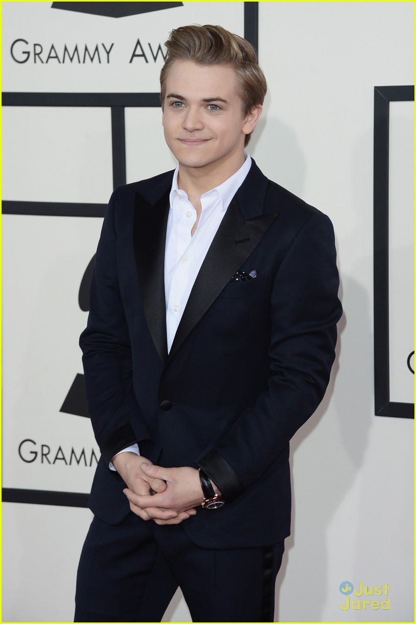 Hunter Hayes Debuting 'Invisible' During the Grammys 2014 | Photo ...