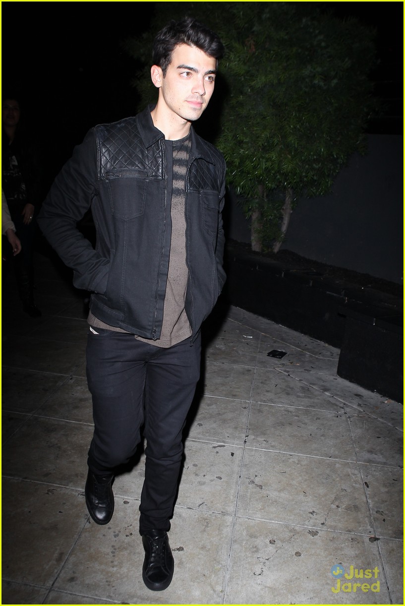 Nick & Joe Jonas: Separate Pre-Grammy Parties | Photo 637843 - Photo ...