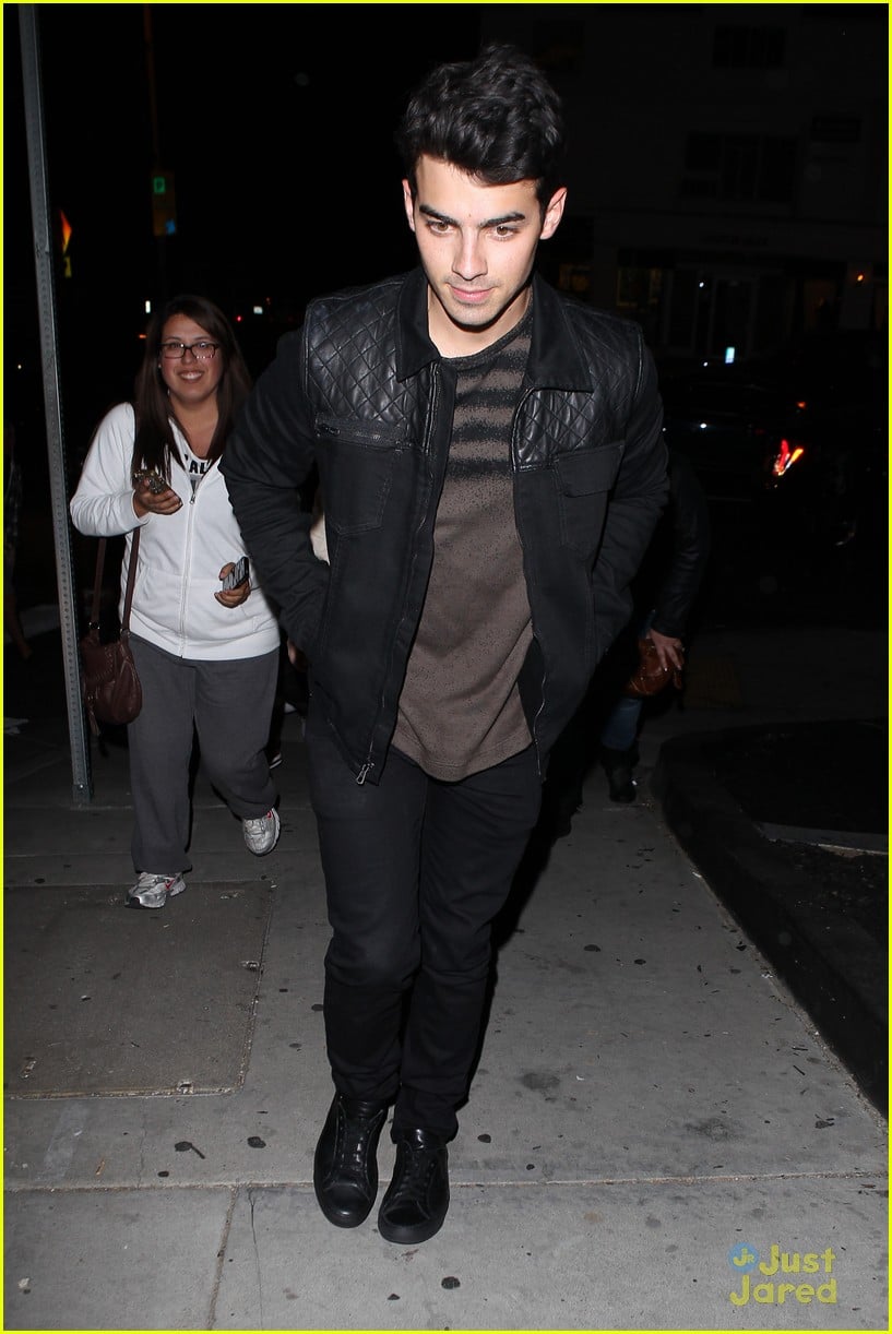 Nick & Joe Jonas: Separate Pre-Grammy Parties | Photo 637856 - Photo ...