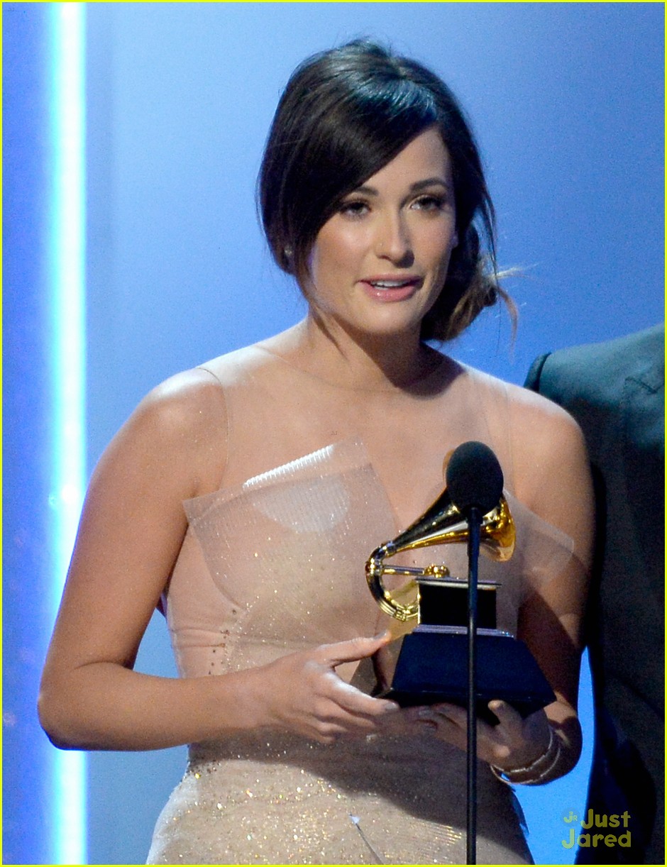 Kacey Musgraves WINS Best Country Album at Grammys 2014 Photo 638927