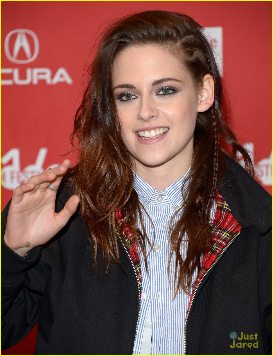 Full Sized Photo of kristen stewart camp xray premiere sundance 16