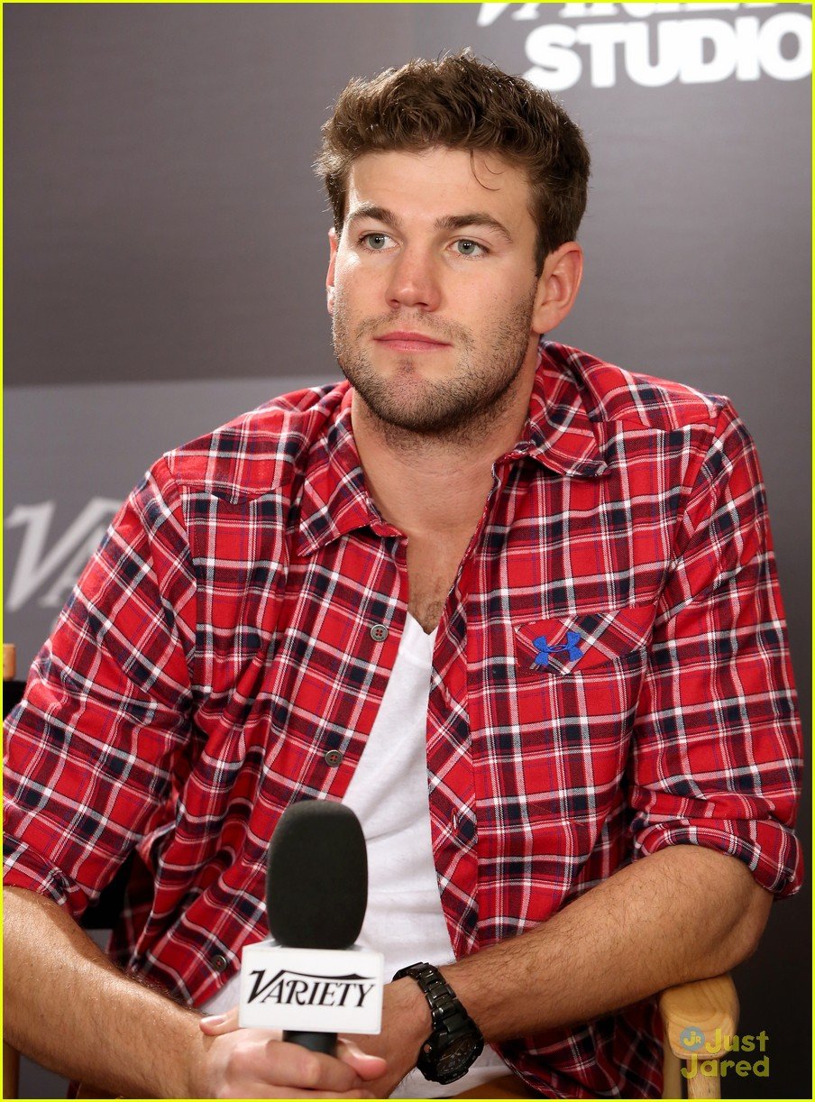 Full Sized Photo Of Melissa Benoist Austin Stowell Promote Whiplash ...