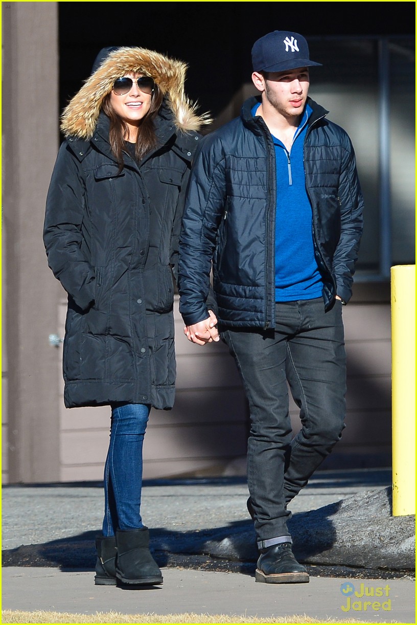 Nick Jonas & Olivia Culpo: Mammoth Mates | Photo 630349 - Photo Gallery ...