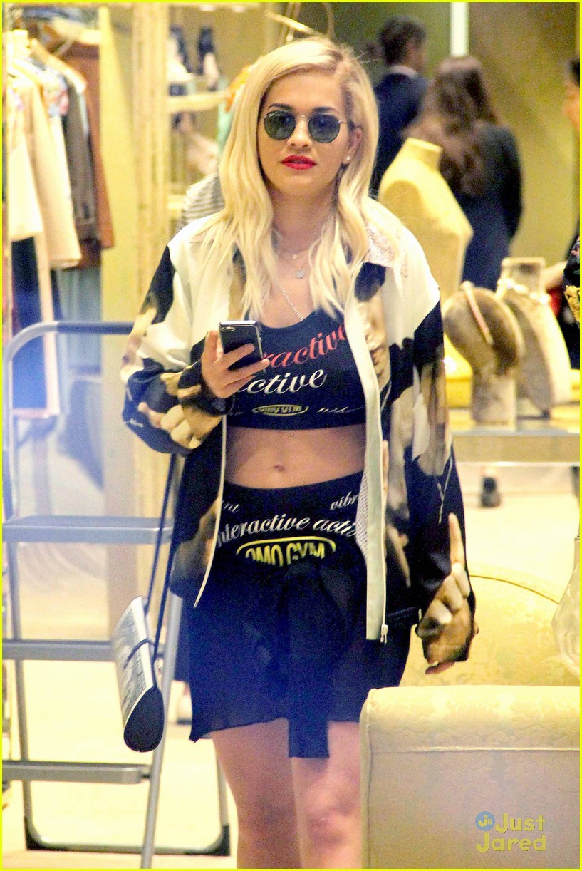 Rita Ora: Pre-Grammy Shopping Spree | Photo 637963 - Photo Gallery