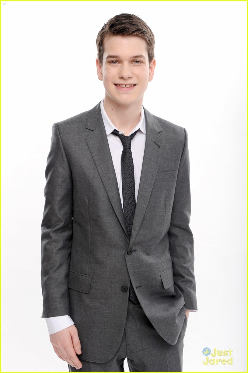 Sophie Nélisse & Adele Exarcholpoulos - Critics Choice Movie Awards