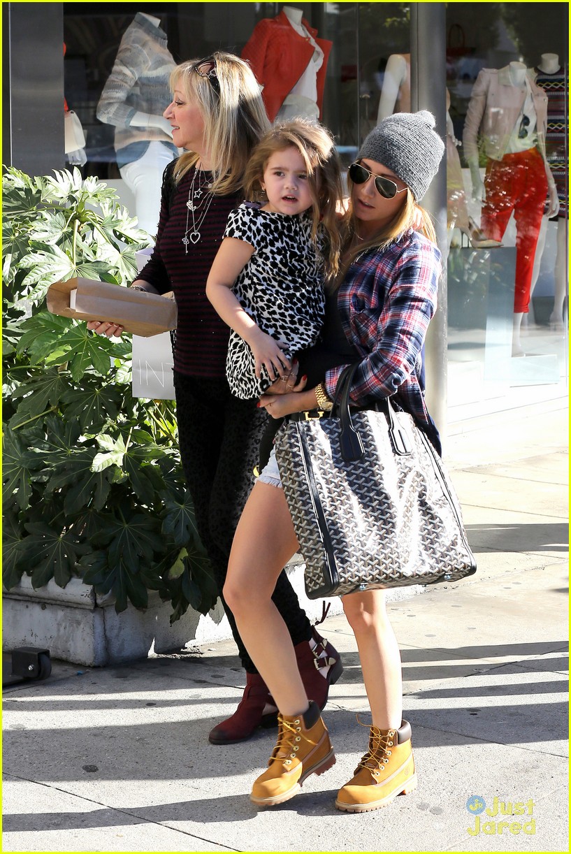 Ashley Tisdale: Shopping with Mikayla! | Photo 635194 - Photo Gallery