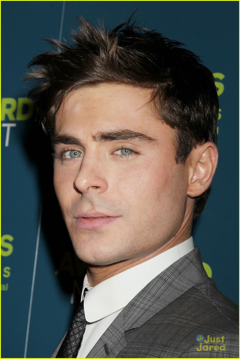 Zac Efron: 'That Awkward Moment' NYC Premiere | Photo 637308 - Photo ...