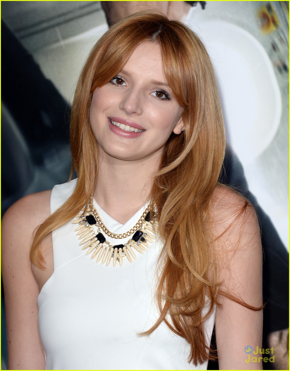 Full Sized Photo of bella thorne non stop premiere 04 | Bella Thorne