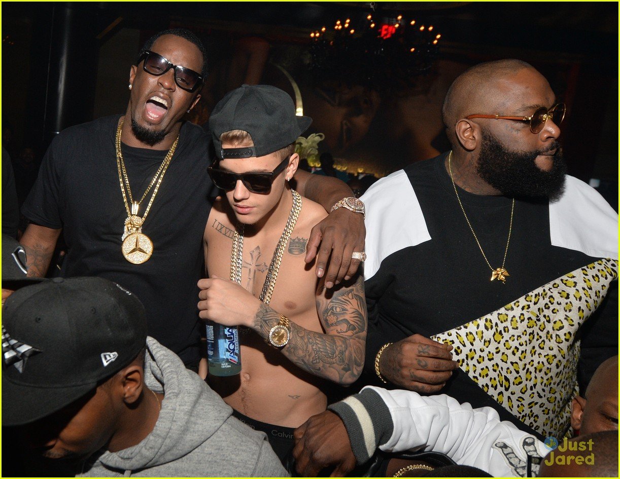 Justin Bieber Parties with Sean 'Diddy' Combs in Atlanta | Photo 641963 ...