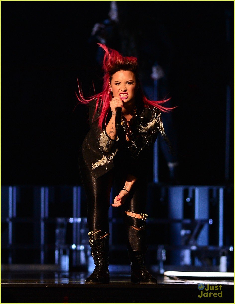 Demi Lovato Stands Up to Haters 'I Get Knocked Down, But I Get Up Again' Photo 647456 Photo Demi Lovato Stands Up to Haters 'I Get Knocked Down, But I Get Up Again' Photo 647456 Photo