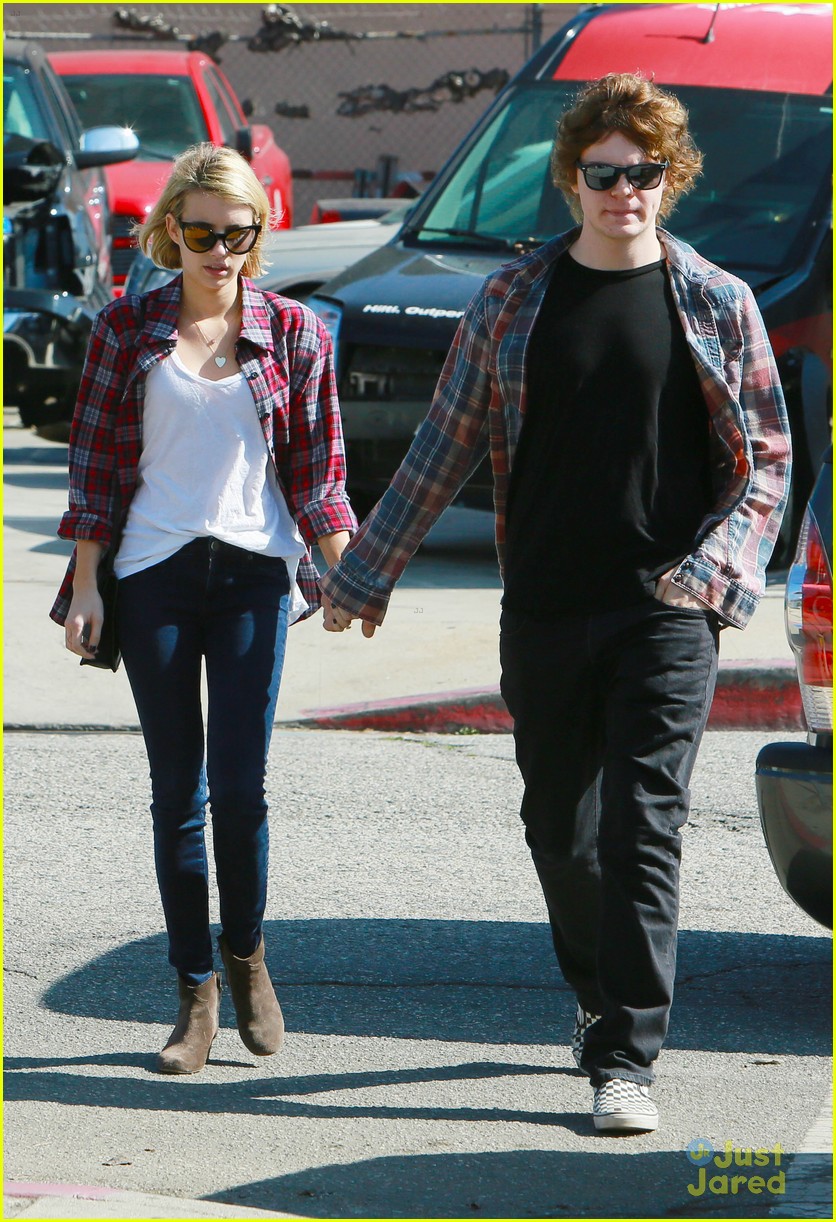 Emma Roberts: Birthday Lunch with Evan Peters | Photo 643270 - Photo ...