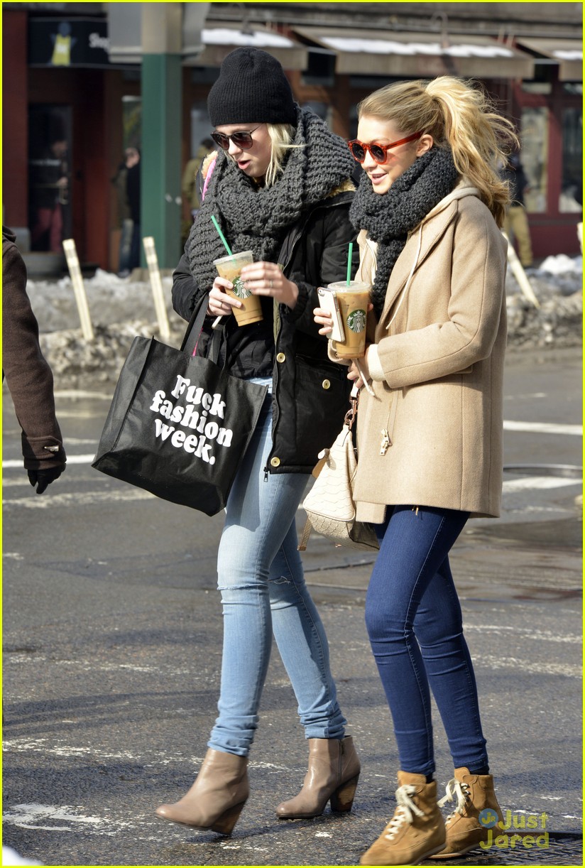 Full Sized Photo of ireland baldwin gigi hadid vday hangout 04